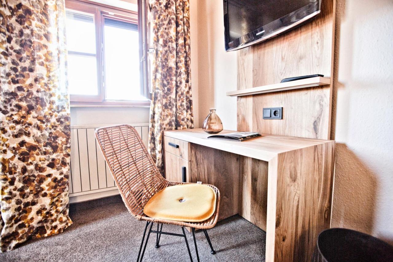 Historisches Gasthaus Hotel Hirschen Horn Gaienhofen Kültér fotó